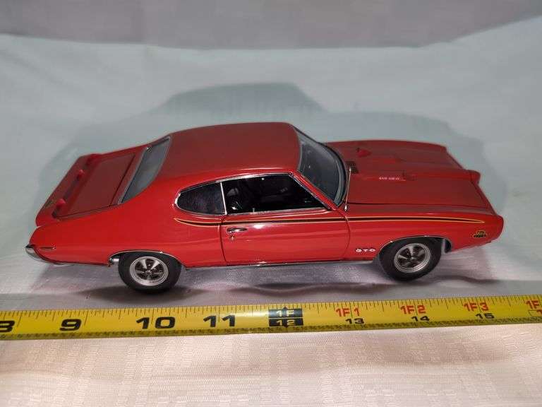 1969 PLYMOUTH GTO JUDGE DIECAST CAR MODEL