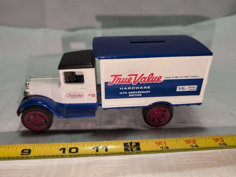 1931 HAWKEYE DIECAST DELIVERY TRUCK MODEL BANK