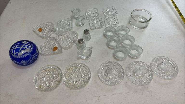 ASSORTED SALT CELLARS, SALT & PEPPER SHAKERS, COASTERS, DISHES, BOWLS, ETC.