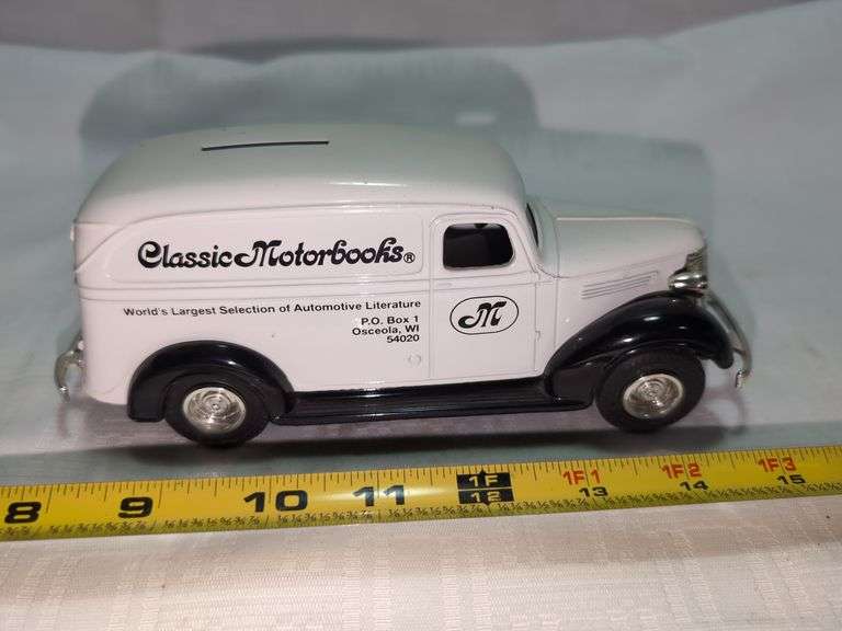1938 CHEVROLET PANEL TRUCK DIECAST MODEL BANK