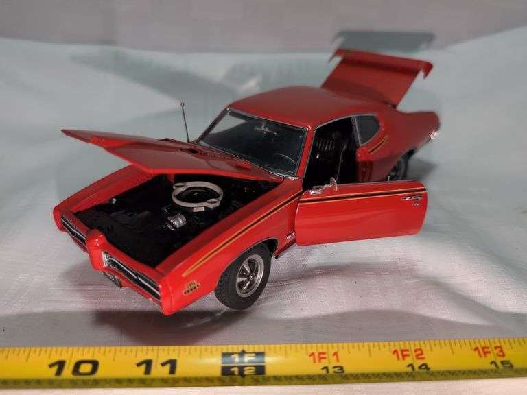 1969 PLYMOUTH GTO JUDGE DIECAST CAR MODEL