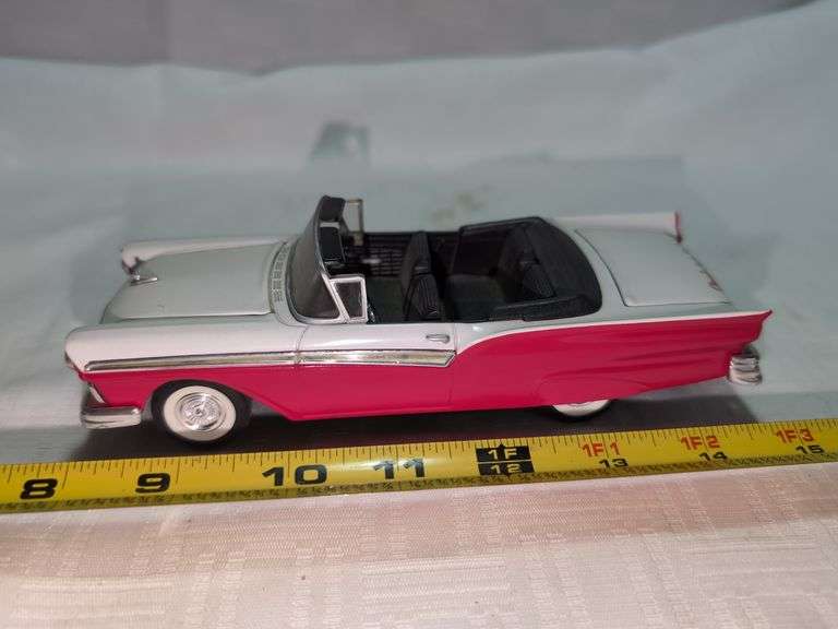 1957 FORD FAIRLANE 500 CONVERTIBLE DIECAST CAR MODEL BANK