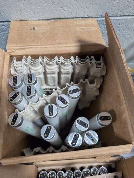 (26) 24" T5, (28) 48" T5, & (13) 48" T8 BI-PIN FLUORESCENT BULBS