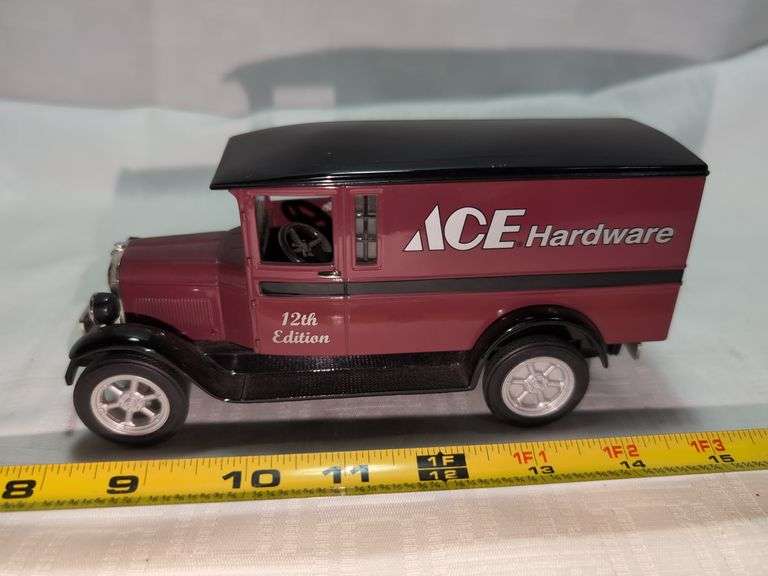 1927 GRAHAM BROTHERS DIECAST DELIVERY TRUCK MODEL