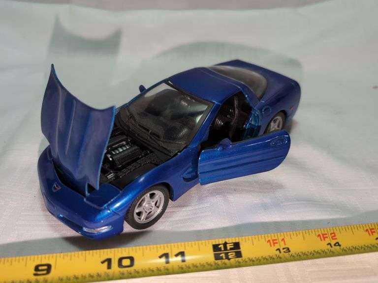 1999 CHEVROLET CORVETTE DIECAST CAR MODEL