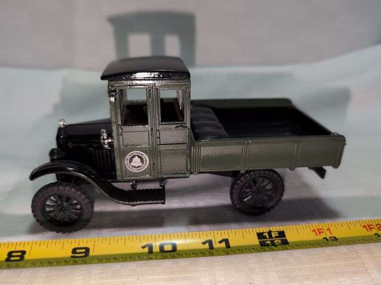1927 FORD MODEL T BELL TELEPHONE DIECAST PICKUP TRUCK MODEL