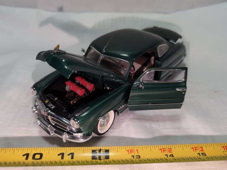 1951 HUDSON HORNET DIECAST CAR MODEL