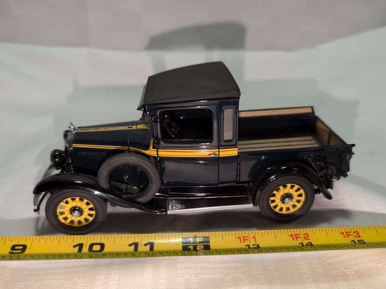 1929 DODGE DIECAST PICKUP TRUCK MODEL