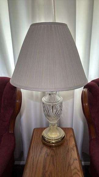 28”T 24% LEAD CRYSTAL GLASS LAMP