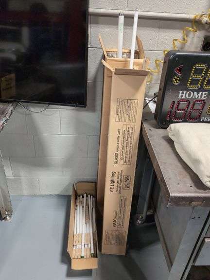 (26) 24" T5, (28) 48" T5, & (13) 48" T8 BI-PIN FLUORESCENT BULBS