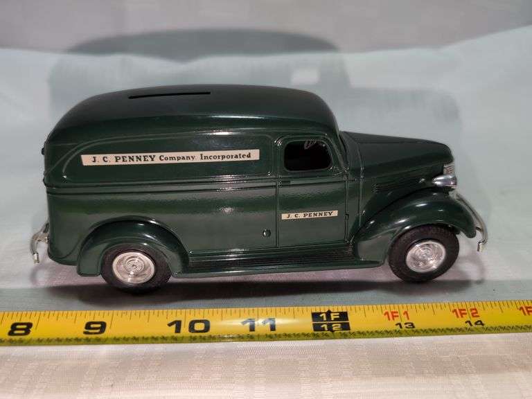 1938 CHEVROLET PANEL TRUCK DIECAST MODEL BANK