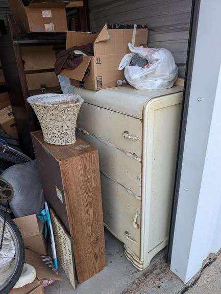 STORAGE UNIT #210 (10X10) (BUYING IN ENTIRETY) (MUST BE VACANT BY 08/03/24 AT 4:00 P.M.!)