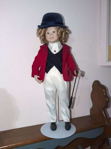 SHIRLEY TEMPLE JUST AROUND THE CORNER DOLL (18" TALL)