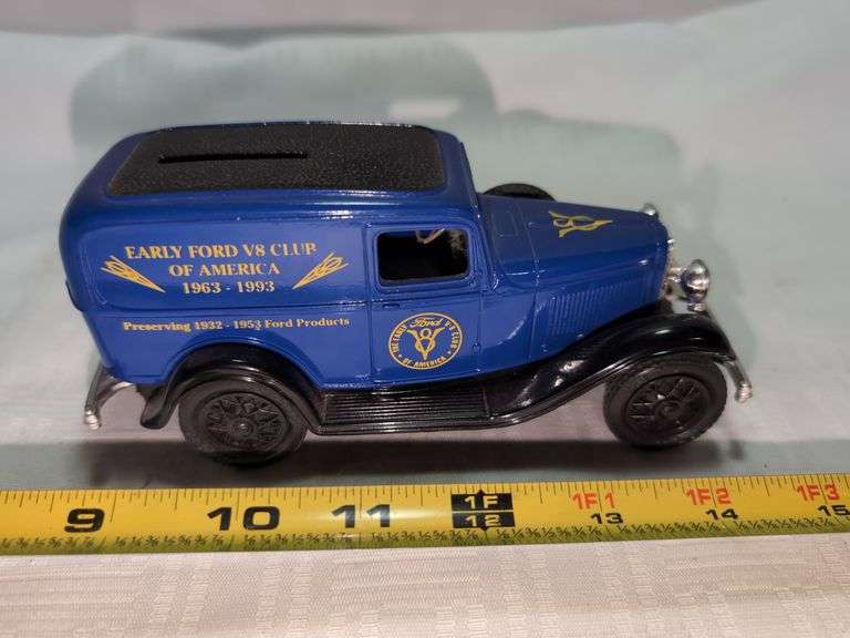 1932 FORD DIECAST DELIVERY VAN MODEL BANK