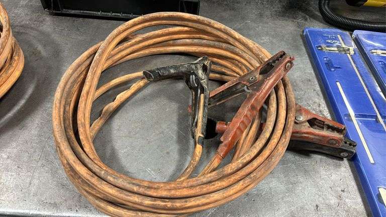 JUMPER CABLES