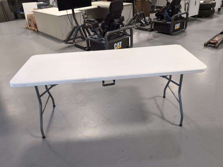 6-FT. FOLDING BANQUET TABLE