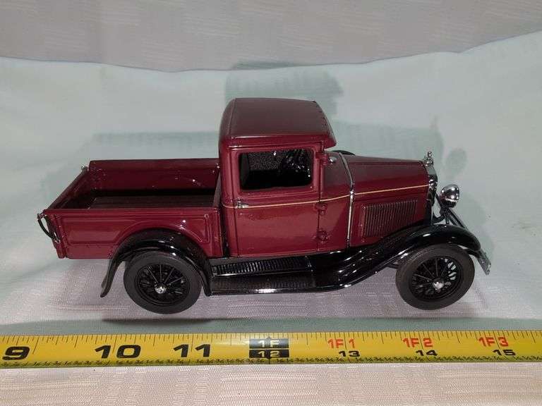 1931 FORD MODEL A DIECAST PICKUP TRUCK MODEL