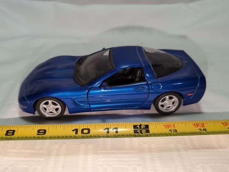 1999 CHEVROLET CORVETTE DIECAST CAR MODEL