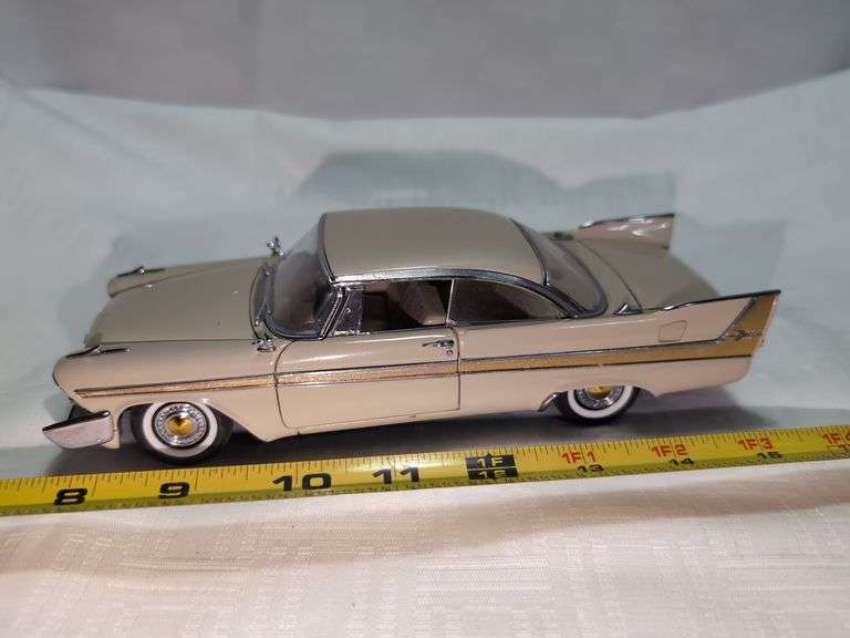 1958 PLYMOUTH FURY DIECAST CAR MODEL