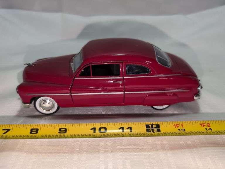 1949 MERCURY COUPE DIECAST CAR MODEL