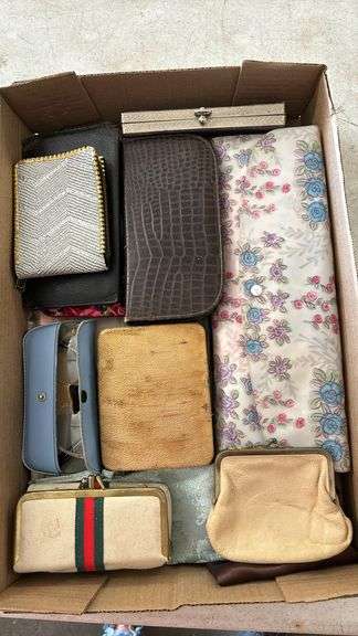 ASSORTED MANICURE SETS, SHOWER CADDIES , COIN PURSES, VINTAGE GLASS CASES