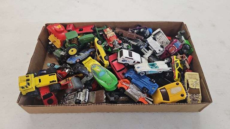 ASSORTED COLLECTOR CARS