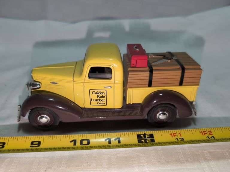 1937 CHEVROLET DIECAST PICKUP TRUCK MODEL BANK