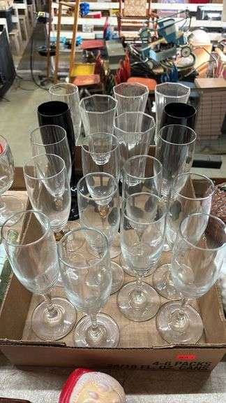 18-CT. ASSORTED CHAMPAGNE GLASSES