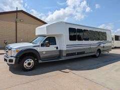 2011 FORD F-550 SUPER DUTY 22-PASSENGER DIESEL BUS (SHOWING: 139,729 MILES)