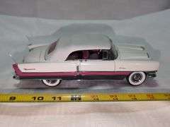 1955 PACKARD CARIBBEAN DIECAST CAR MODEL