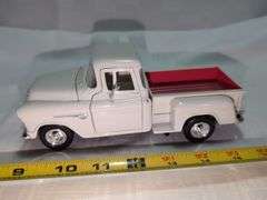 1955 CHEVROLET DIECAST PICKUP TRUCK MODEL