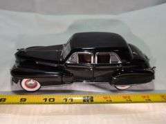 1941 CADILLAC FLEETWOOD SERIES 60 SPECIAL DIECAST CAR MODEL
