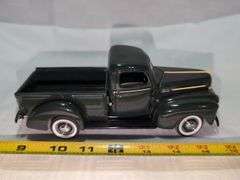 1942 FORD DIECAST PICKUP TRUCK MODEL