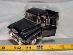 1955 CHEVROLET STEP SIDE DIECAST PICKUP TRUCK MODEL