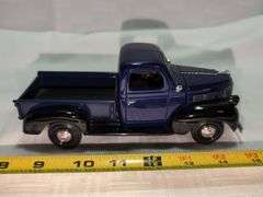 1941 PLYMOUTH DIECAST PICKUP TRUCK MODEL