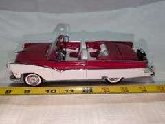 1955 FORD SUNLINER DIECAST CAR MODEL