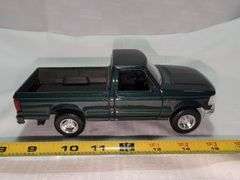 1995 FORD F-150 DIECAST PICKUP TRUCK MODEL