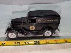 1932 FORD DELIVERY VAN DIECAST CAR MODEL BANK