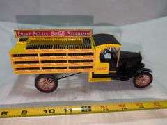 1927 COCA-COLA DIECAST DELIVERY TRUCK MODEL