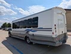 2011 FORD F-550 SUPER DUTY 22-PASSENGER DIESEL BUS (SHOWING: 139,729 MILES)