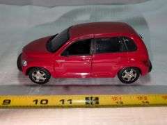2001 CHRYSLER PT CRUISER DIECAST CAR MODEL