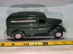 1938 CHEVROLET PANEL TRUCK DIECAST MODEL BANK