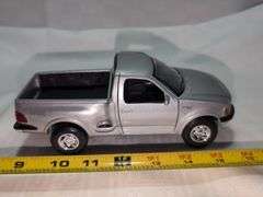 1997 FORD F-150 DIECAST PICKUP TRUCK MODEL