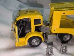 1952 FOUR CAR CARRIER DIECAST TRUCK/TRAILER MODEL