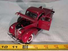 1937 STUDEBAKER DIECAST PICKUP TRUCK MODEL