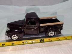 1940 FORD DIECAST PICKUP TRUCK MODEL