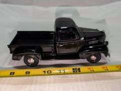 1941 PLYMOUTH DIECAST PICKUP TRUCK MODEL