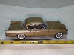 1957 STUDEBAKER GOLDEN HAWK DIECAST CAR MODEL