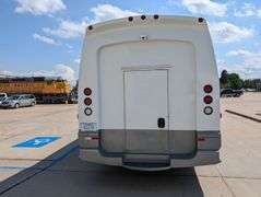 2011 FORD F-550 SUPER DUTY 22-PASSENGER DIESEL BUS (SHOWING: 139,729 MILES)
