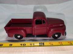 1946 FORD F-1 DIECAST PICKUP TRUCK MODEL